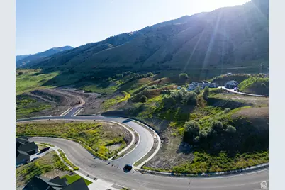 720 E 525 N #32, Providence, UT 84332 - Photo 4