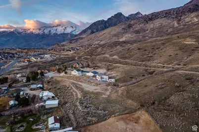 3851 W Mountaintop Cir #5, Cedar Hills, UT 84062 - Photo 2