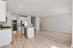 5034 N Marble Fox Way, Lehi, UT 84048 - Photo 6