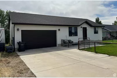 368 E 400 S, Nephi, UT 84648 - Photo 2