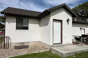 368 E 400 S, Nephi, UT 84648 - Photo 4