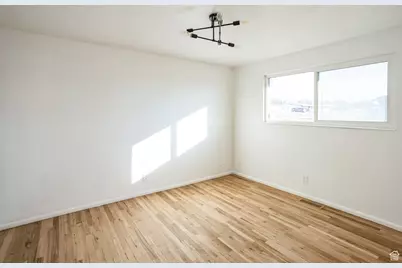 428 W 2650 N, Sunset, UT 84015 - Photo 10