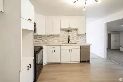 428 W 2650 N, Sunset, UT 84015 - Photo 4