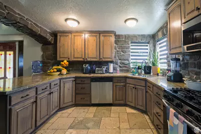 331 W 1500 S, Vernal, UT 84078 - Photo 4