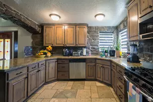 331 W 1500 S, Vernal, UT 84078 - Photo 4