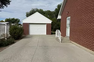 390 S 300 E, Spanish Fork, UT 84660 - Photo 2