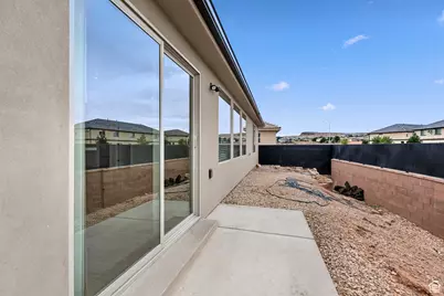 2261 S Tonaquint Dr #31, Saint George, UT 84770 - Photo 22