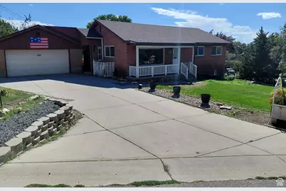 269 E 3000 N, North Ogden, UT 84414 - Photo 2