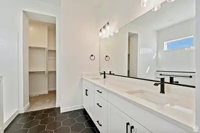 1048 W Serviceberry St, Saratoga Springs, UT 84045 - Photo 8