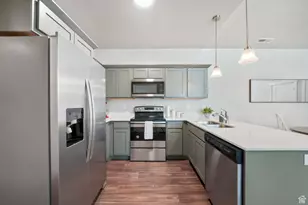 317 W 435 N, Vineyard, UT 84059 - Photo 8