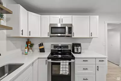 1149 Dan St, Ogden, UT 84404 - Photo 8