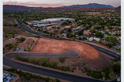 584 S Dixie Dr #18, Saint George, UT 84770 - Photo 4