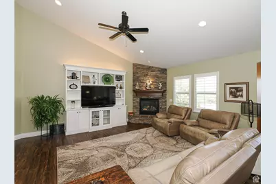 15093 S Pastoral Way, Bluffdale, UT 84065 - Photo 16