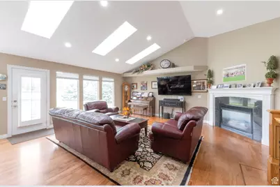 5378 W 10130 N, Highland, UT 84003 - Photo 10