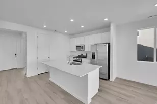 364 W Hideout Ct, Stansbury Park, UT 84074 - Photo 16