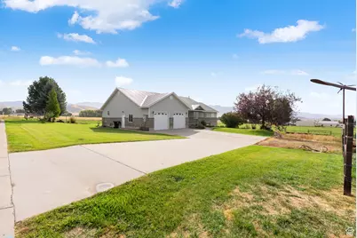 1176 E 900 S, Preston, ID 83263 - Photo 2