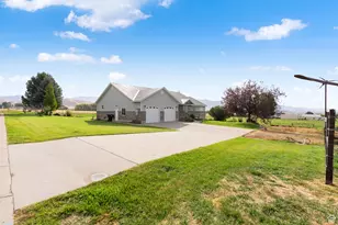 1176 E 900 S, Preston, ID 83263 - Photo 2