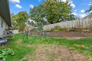 4198 W Sage Rd N, Cedar Hills, UT 84062 - Photo 28