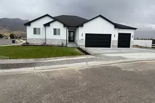 5226 N Ventura Cir, Stansbury Park, UT 84074 - Photo 2