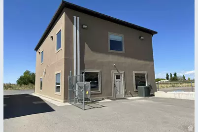 3746 N Higley Rd W #UP, Farr West, UT 84404 - Photo 18