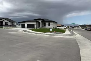 5229 N Ventura Cir, Stansbury Park, UT 84074 - Photo 2