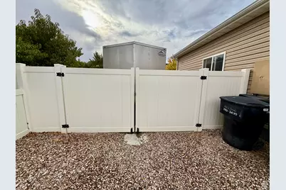 2838 S 350 W, Vernal, UT 84078 - Photo 36