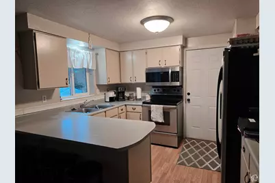 1801 E 4500 S, Naples, UT 84078 - Photo 2