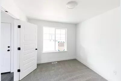 2898 N Purpletop Ln #2202, Saratoga Springs, UT 84045 - Photo 2