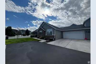 5487 W Ore Cart Way #C, Herriman, UT 84096 - Photo 2