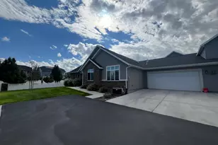 5487 W Ore Cart Way, Herriman, UT 84096 - Photo 2
