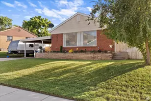 235 W 4600 S, Washington Terrace, UT 84405 - Photo 2