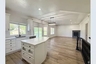 152 W 4050 N, Pleasant View, UT 84414 - Photo 6