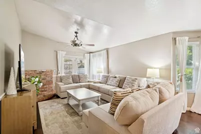 2255 E 3225 N, Layton, UT 84040 - Photo 10