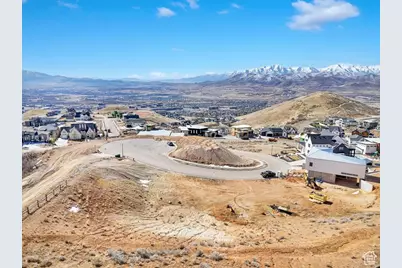 1192 W Reggio Cir #330, Lehi, UT 84043 - Photo 2