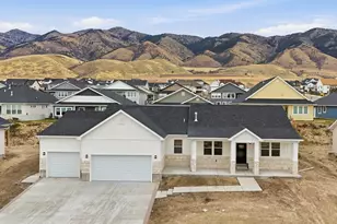 120 N 900 E, Hyde Park, UT 84318 - Photo 2