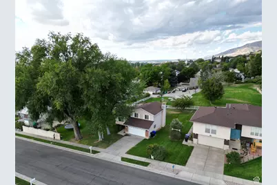 43 E 1825 N, Centerville, UT 84014 - Photo 34