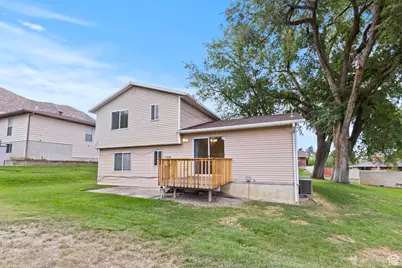 43 E 1825 N, Centerville, UT 84014 - Photo 30