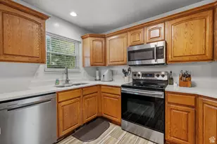 162 W 690 N, Santaquin, UT 84655 - Photo 6