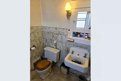 328 S Carbon Ave, Price, UT 84501 - Photo 14