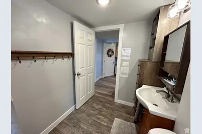 135 E 500 S, Payson, UT 84651 - Photo 42