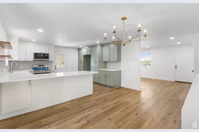 1986 N Main St, Orem, UT 84057 - Photo 8