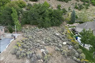 87 S Bountiful Blvd E, Bountiful, UT 84010 - Photo 1