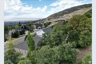 87 S Bountiful Blvd E #12, Bountiful, UT 84010 - Photo 6