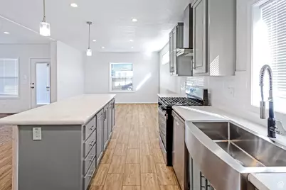 1500 N Angel St E #12, Layton, UT 84041 - Photo 8