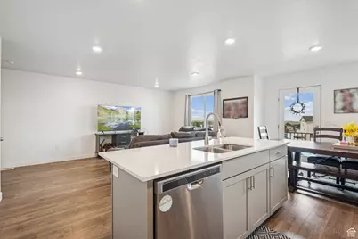 8604 W Beckville Dr, Magna, UT 84044 - Photo 10