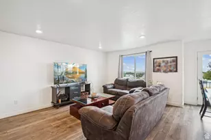 8604 W Beckville Dr, Magna, UT 84044 - Photo 6