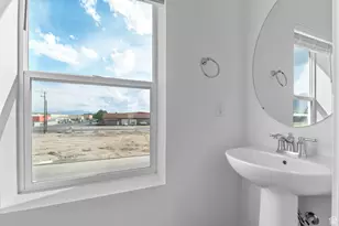 556 N Buffalo Grass Ln, Lindon, UT 84042 - Photo 6