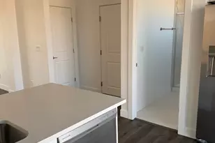 1334 E Lone Rock View Dr, Big Water, UT 84741 - Photo 18