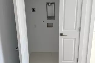 1334 E Lone Rock Dr, Big Water, UT 84741 - Photo 10