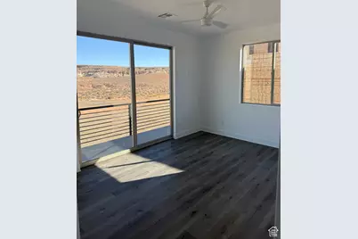 1334 E Lone Rock View Dr, Big Water, UT 84741 - Photo 10